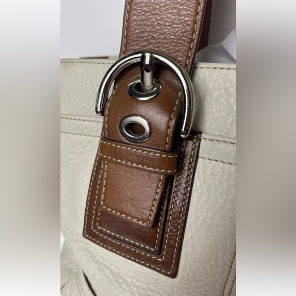 Authentic Vintage Coach Cream Leather Handbag Buckle brown straps F12302 READ - Picture 4 of 16